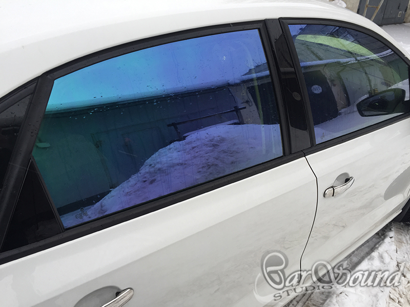 Тонировка стекол атермальной пленкой UltraVision - VOLKSWAGEN Polo Sedan